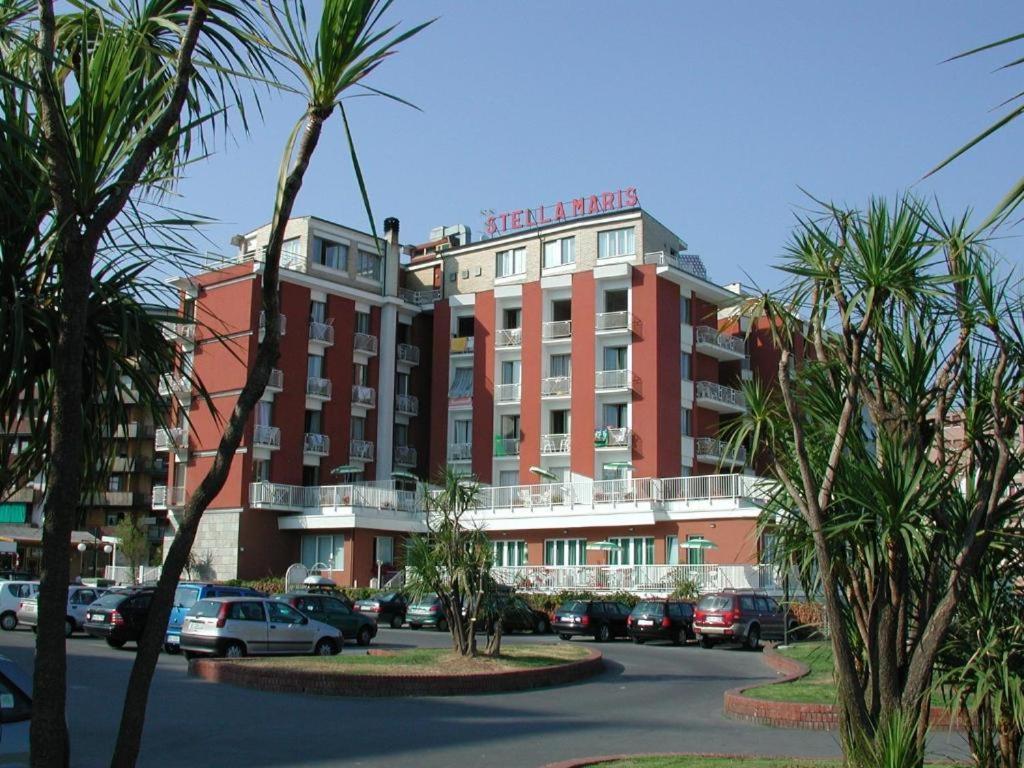 Hotel & Residence Stella Maris П'єтра-Лігуре Екстер'єр фото